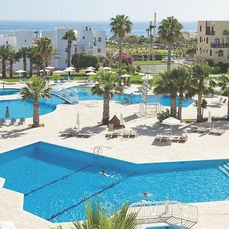 فندق Papantonia 3*