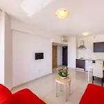 Hotel Papantonia 3*