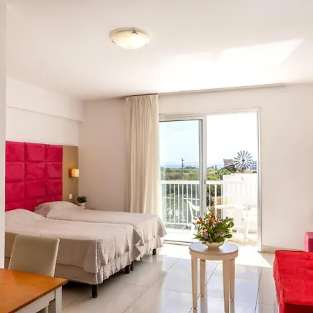 Hotel Papantonia 3*