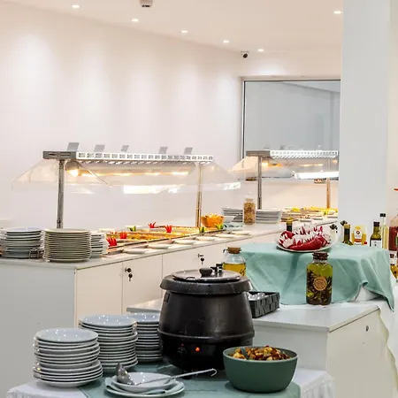 Papantonia Hotel 3*