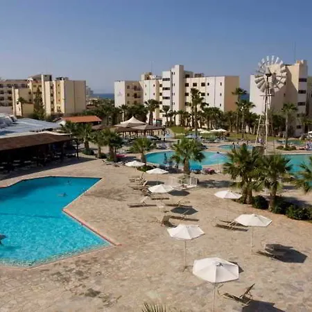 Hotel Papantonia 3*